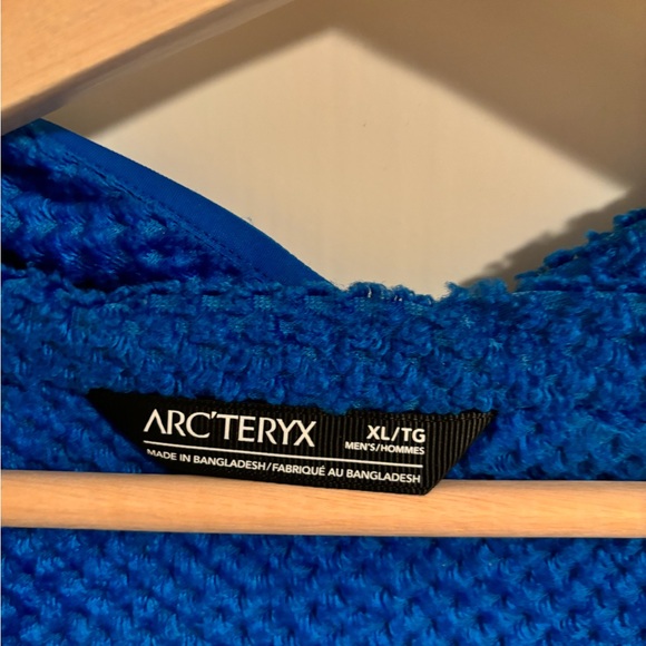 Arcteryx Proton XL - Picture 3 of 4